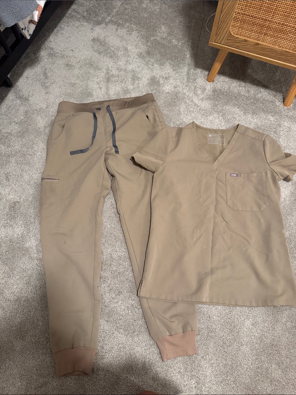 Figs scrub set in Tan